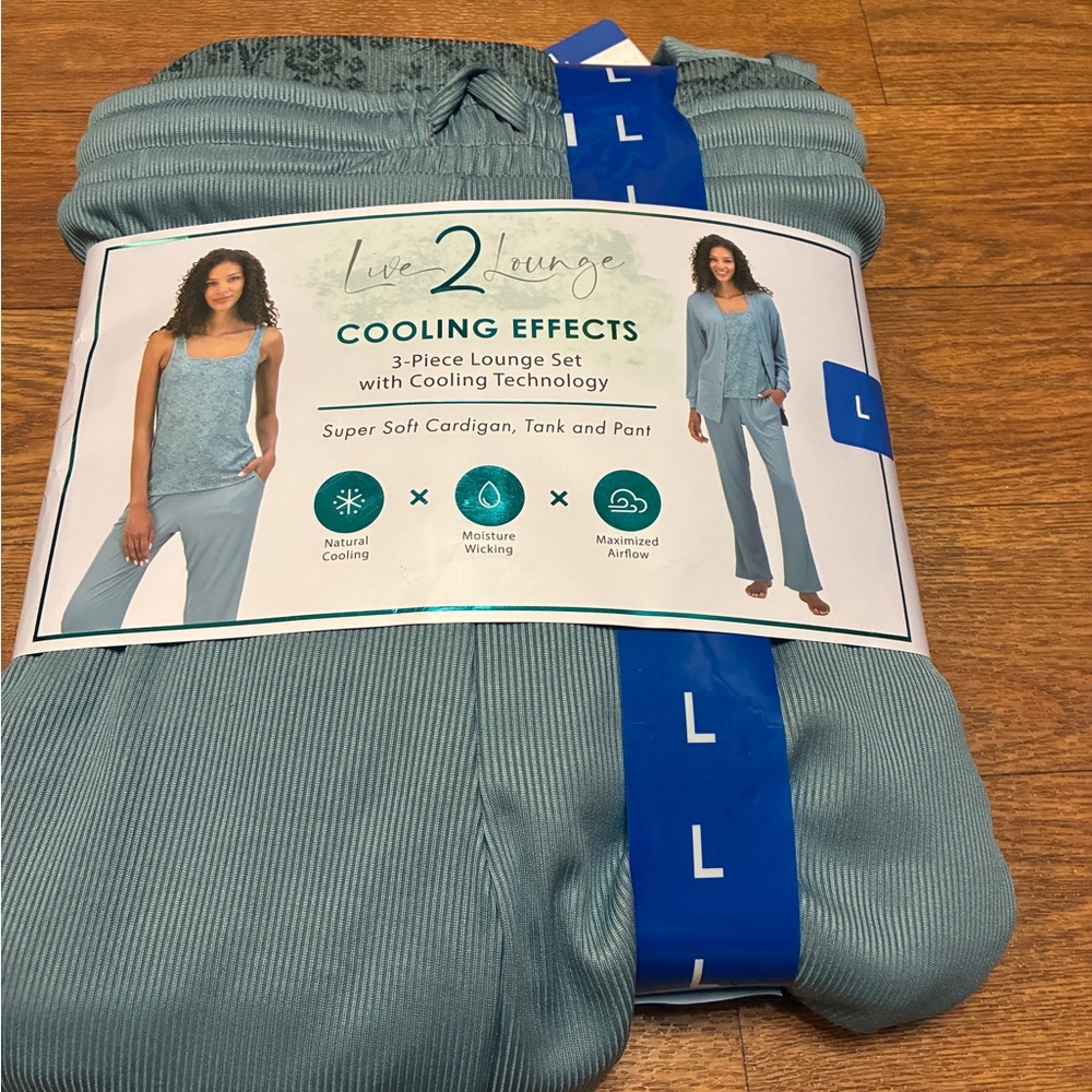 Women’s 3 Piece Live to Lounge Blue Lounge Set Size Large NWT